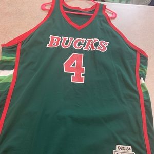 Mitchell & Ness Bucks Sidney Moncrief Throwback
